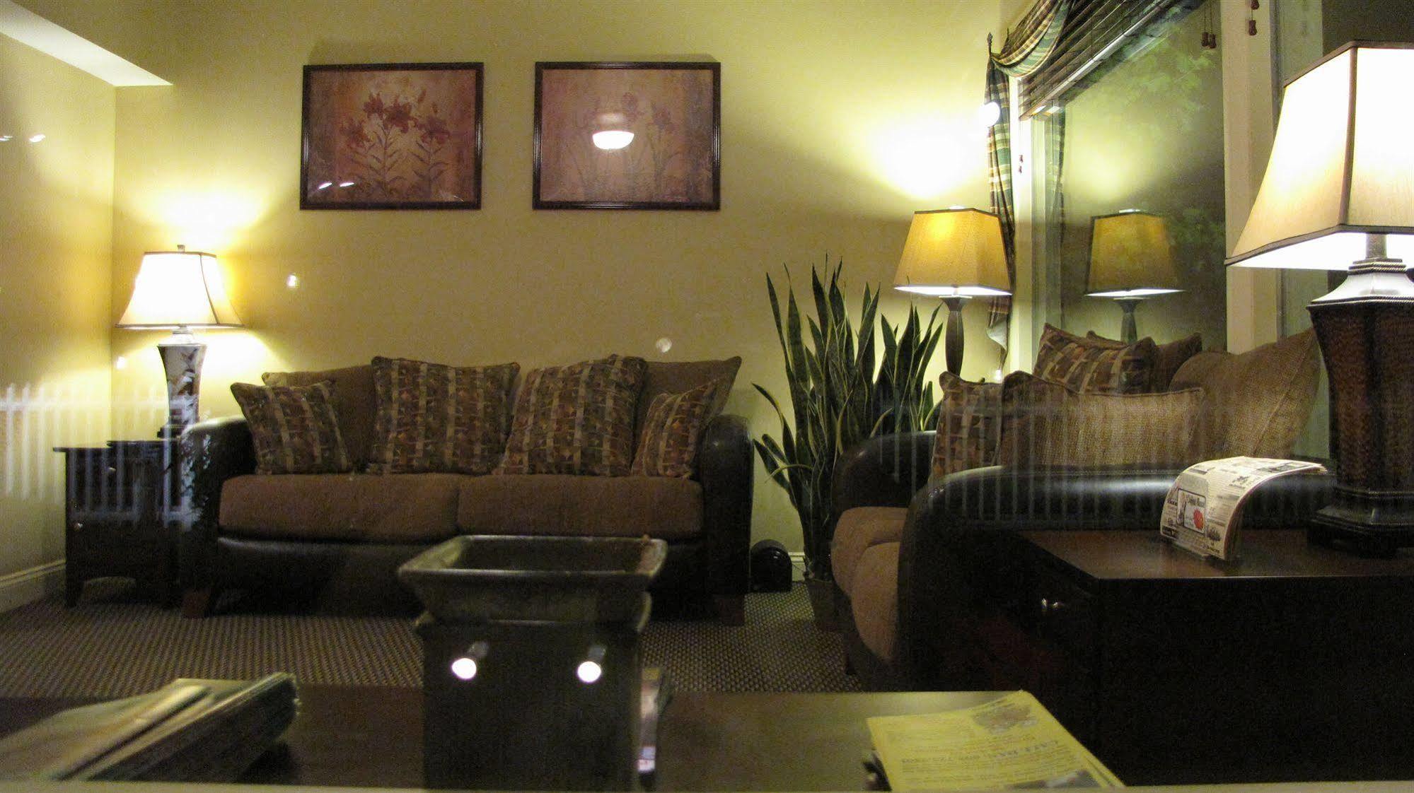 Mt. Madison Inn & Suites Gorham Exteriör bild